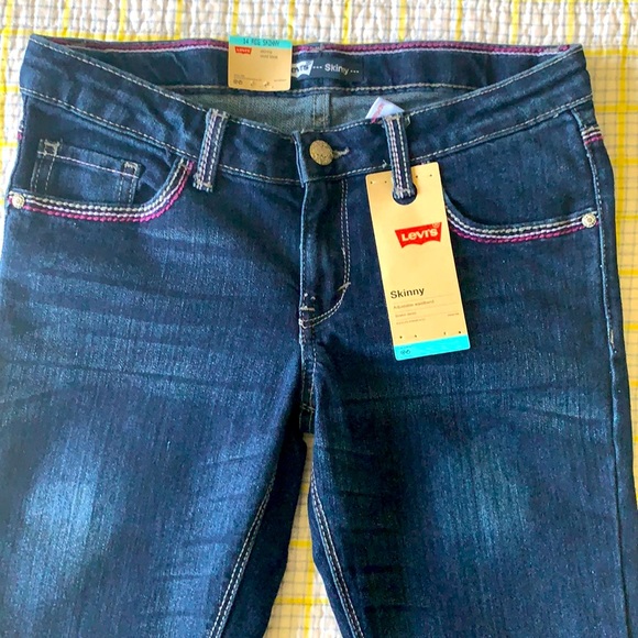 Levi’s skinny jeans for big girl - Picture 3 of 9